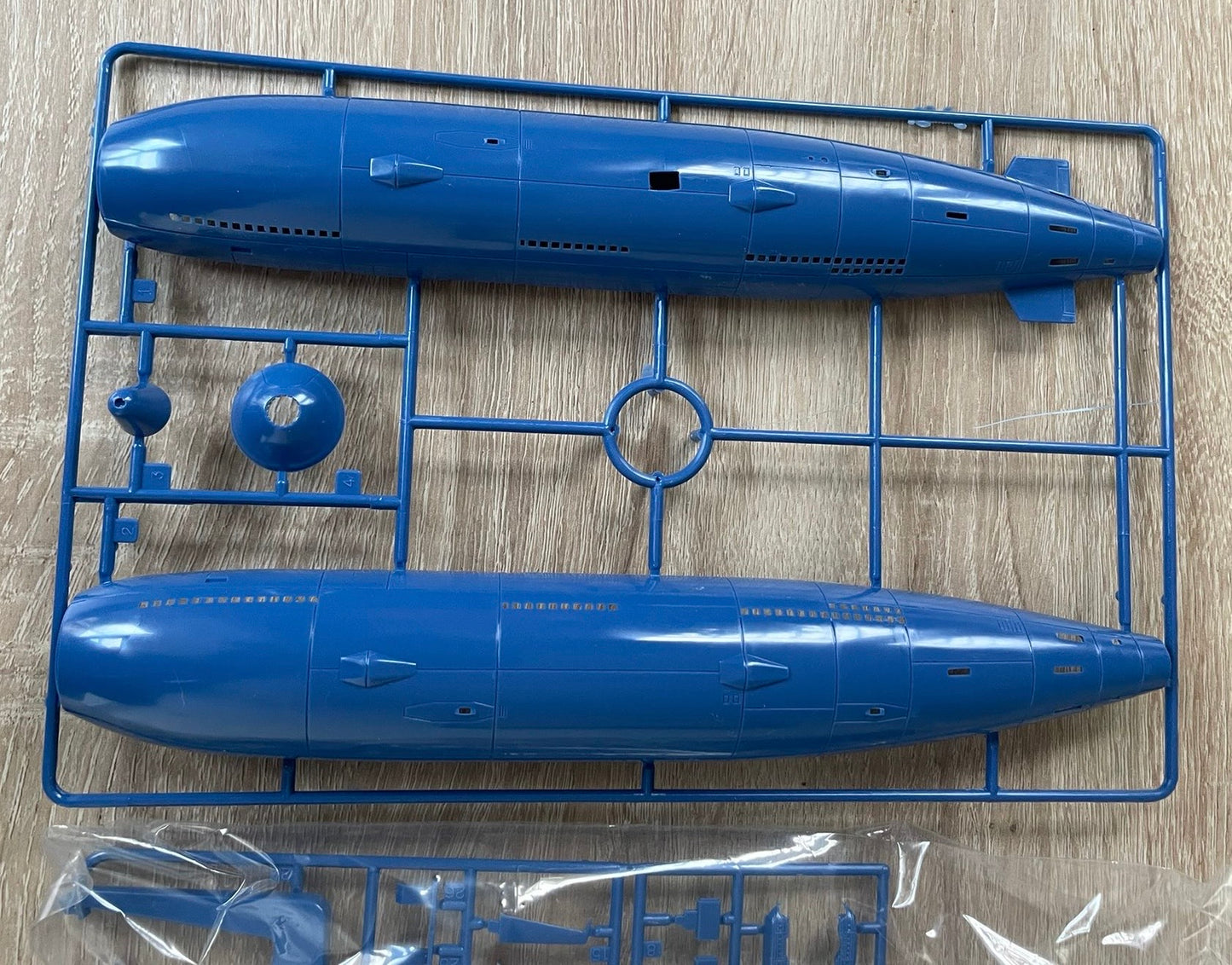 ALBATOR Captain Harlock - Maquette Model Kit 1/1600 du QUEEN EMARALDAS