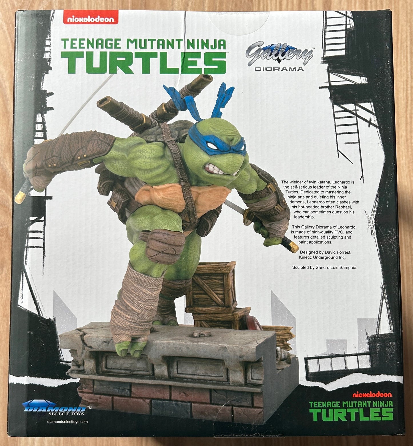 TMNT - Les Tortues Ninja - Statue de LEONARDO - 23 cm