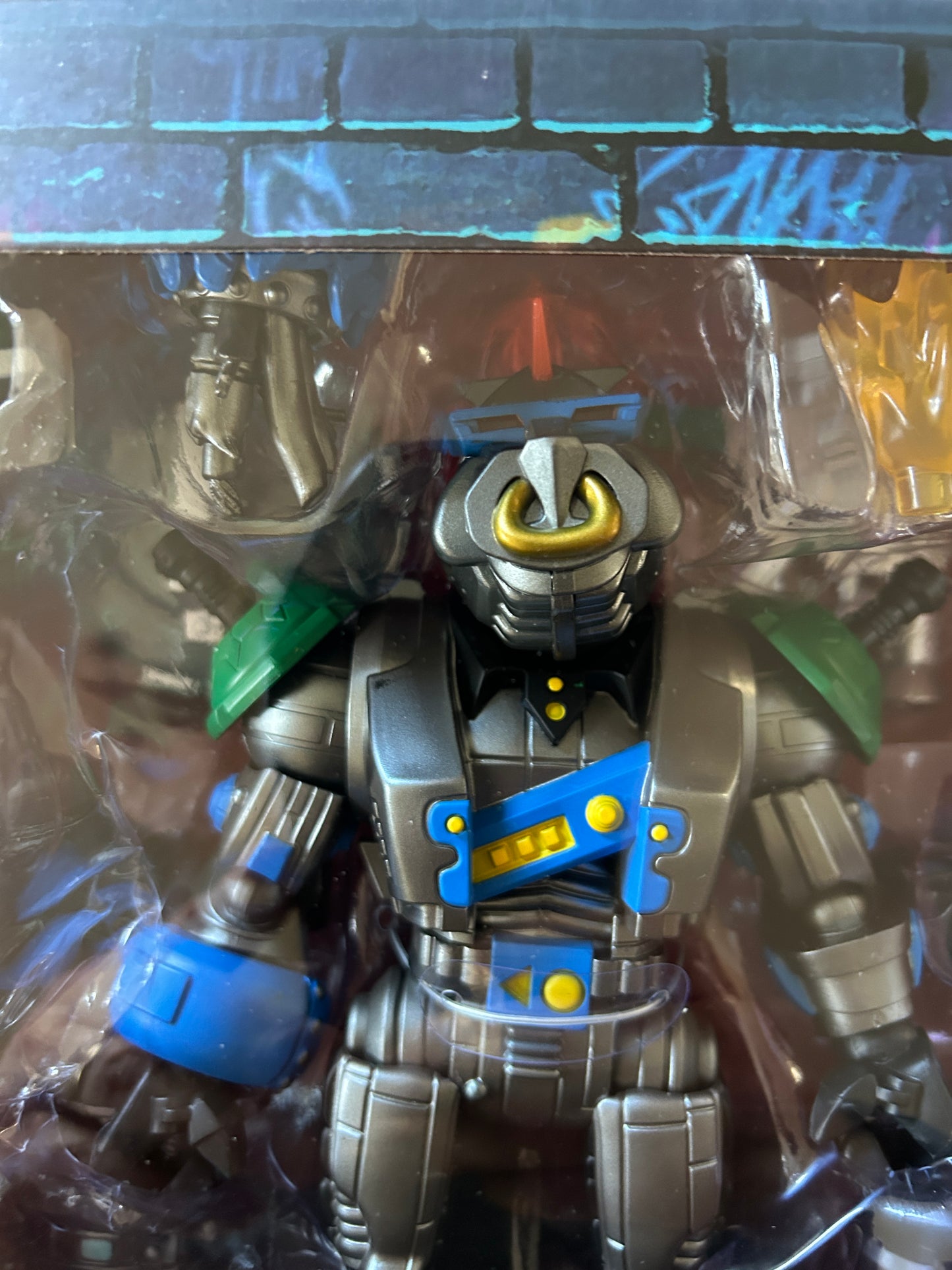 TMNT - Série Ultimates - Figurine de ROBOTIC BEBOP - 20 cm