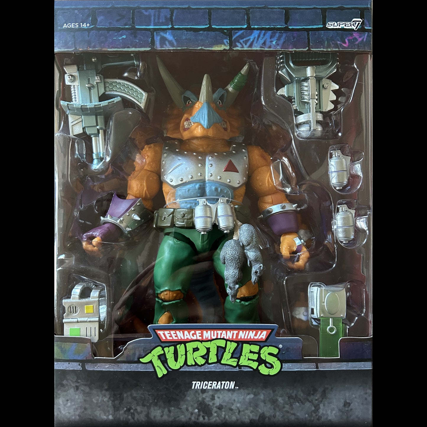 TMNT - Série Ultimates - Figurine de TRICERATON - 20 cm