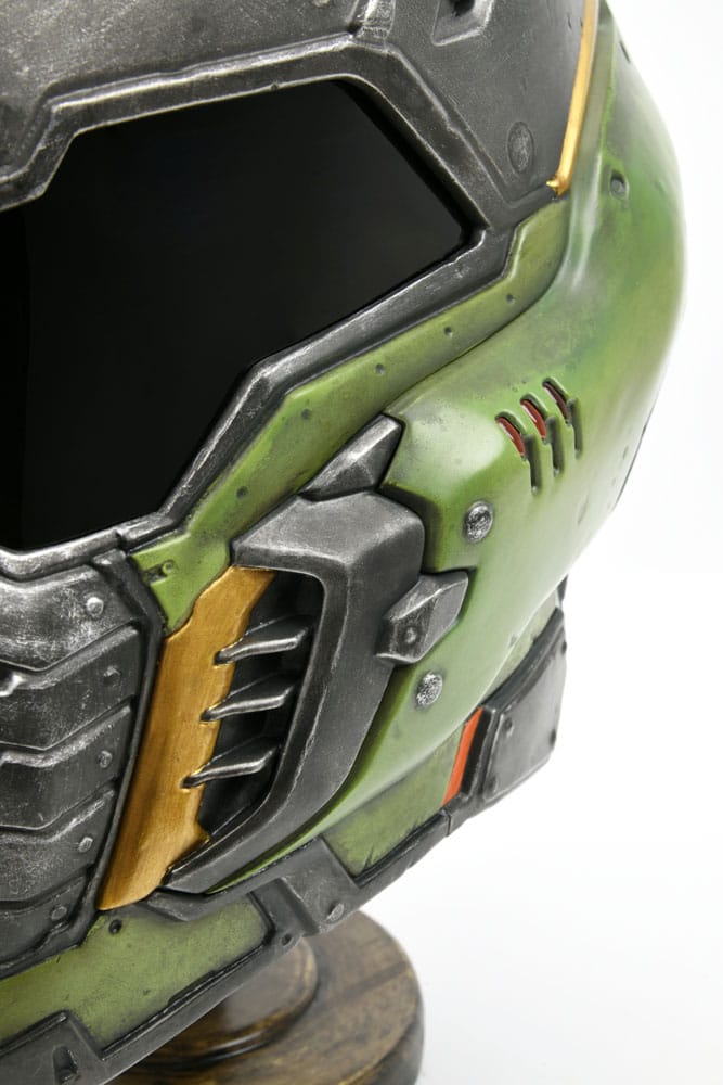 Doom : The Dark Ages - Réplique Roleplay du Casque du Doom Slayer - Echelle 1/1