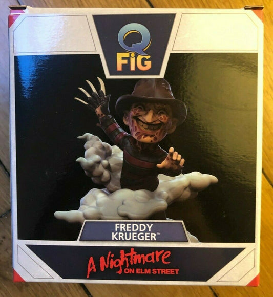 A NIGHTMARE ON ELM STREET - Q-FIG - Figurine de Freddy Krueger