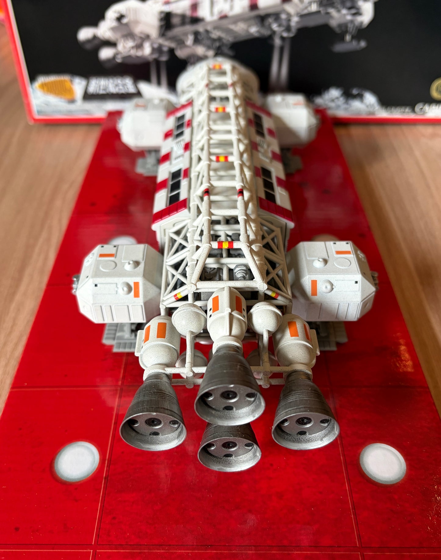 Cosmos 1999 - Réplique Métal du Medical Eagle Transporter -  1/72ème - 2004 - Très rare !