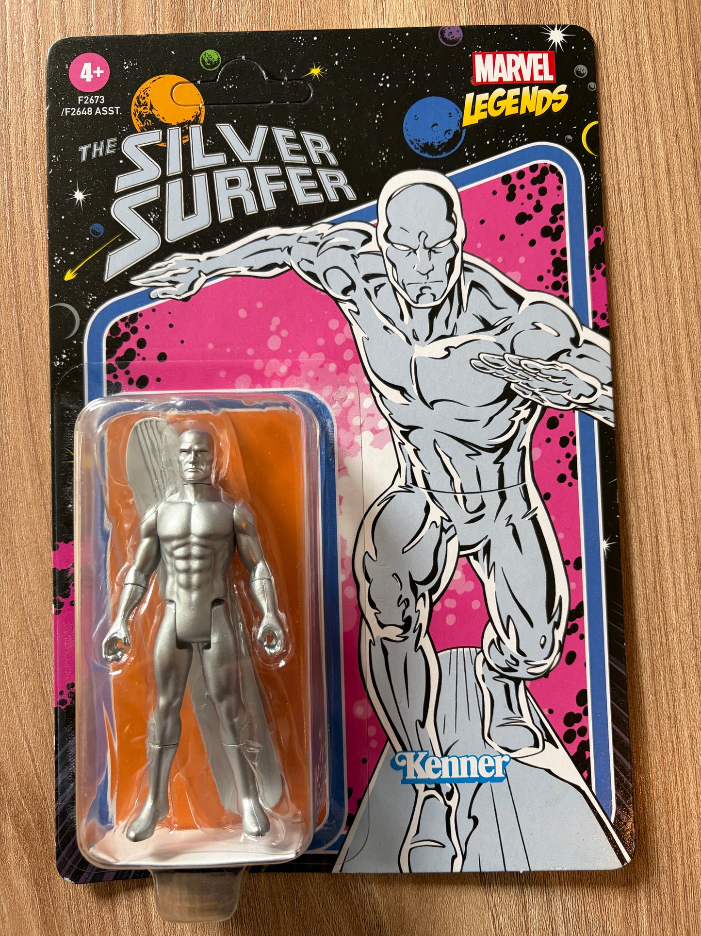 MARVEL LEGENDS - Rétro Card - Figurine du SILVER SUFER - Le Surfeur d'Argent