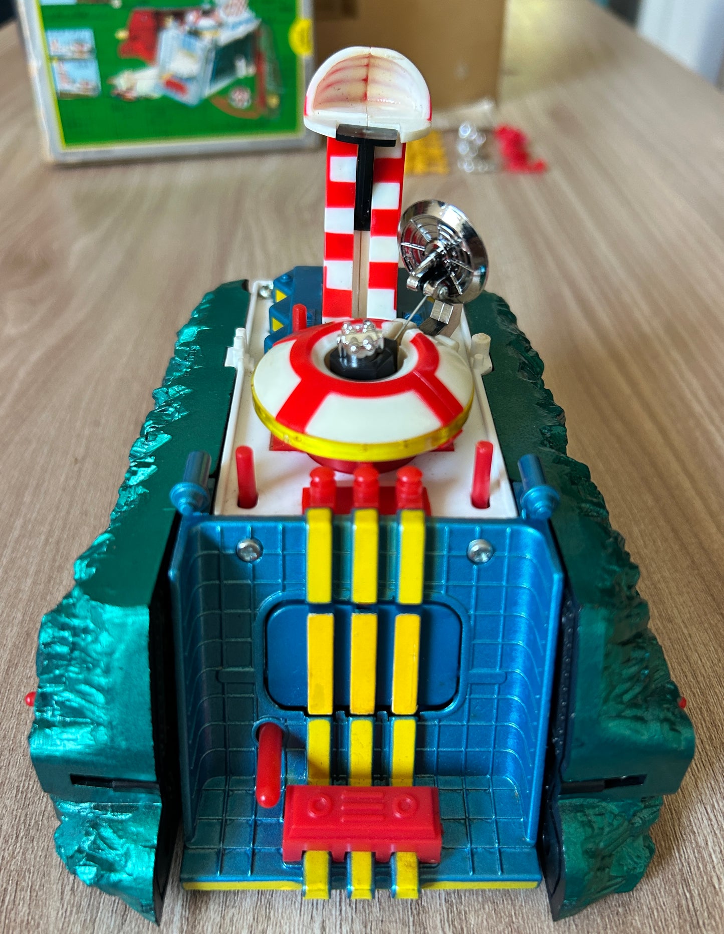 GOLDORAK - Base spatiale de Goldorak - Popy PA-63 - 1976