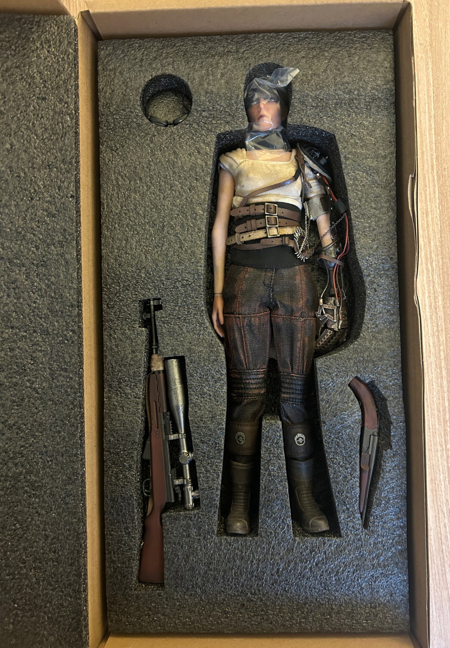 Mad Max : Fury Road - Figurine 30 cm de Imperator Furiosa - Fury Goddess - PT0013