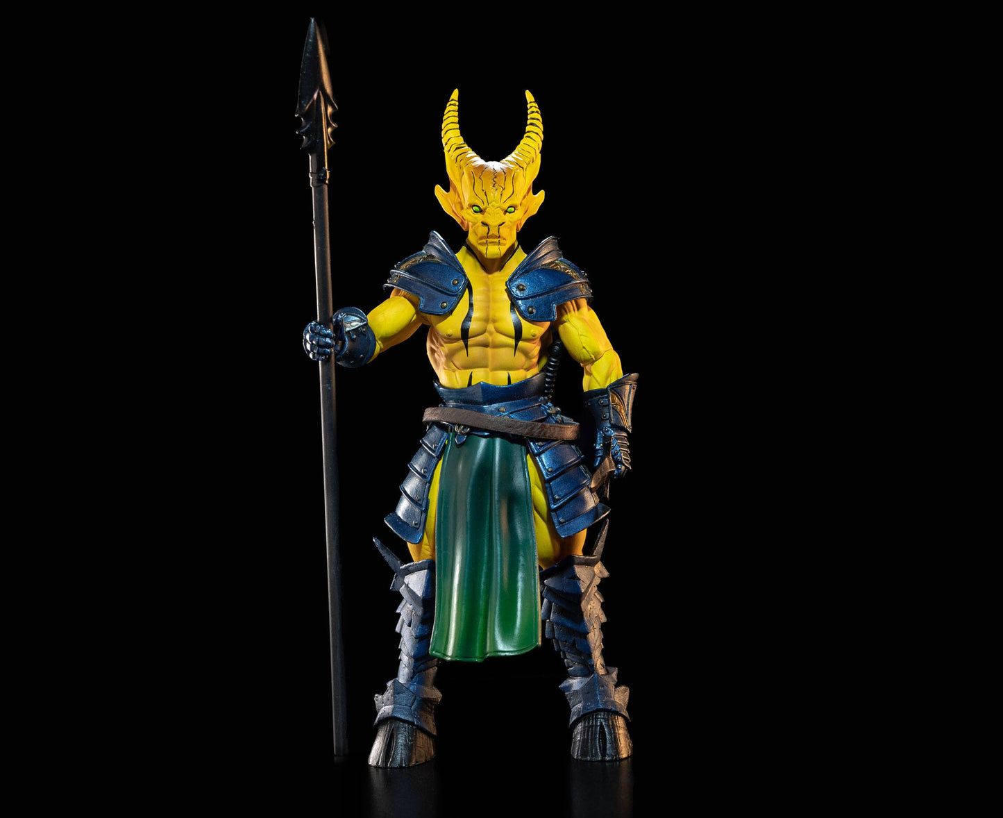 Mythic Legions: All Stars 5+ - Figurine Azhar 15 cm