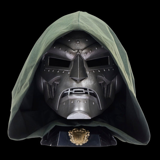 Marvel Legends - Réplique Roleplay du Casque Premium de Doctor Doom - Docteur Fatalis - Echelle 1/1