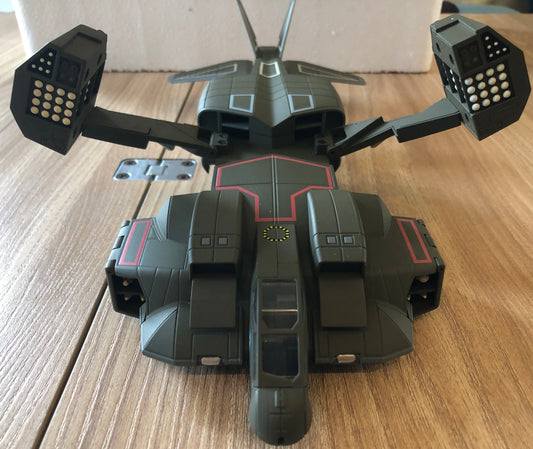 ALIENS - Réplique 1/72 du DROPSHIP avec la reine ALIEN - Alien Queen - Métal Die-Cast - AOSHIMA